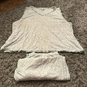 Tank top and short pj set!!